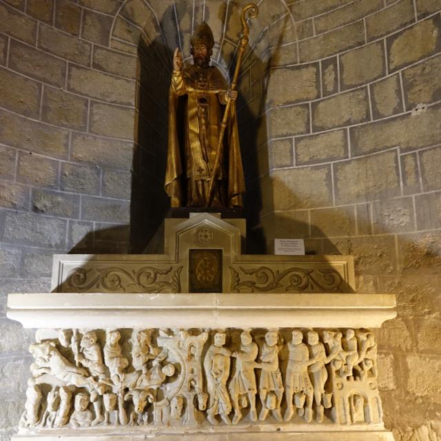 Saint-Hilaire_Abbaye_Eglise_Sarcophage de Saint-Sernin_PCU_2019_06_14_Libre de droit_©Laetitia Martinez