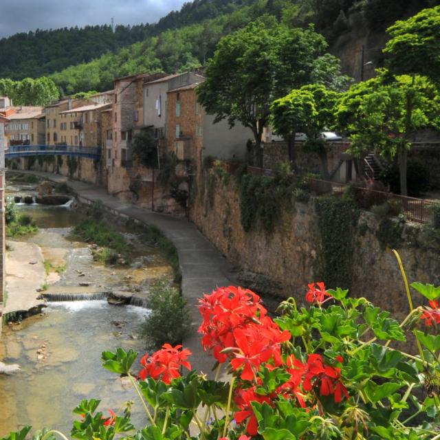 Río Sals Pueblo Rennes Les Bains